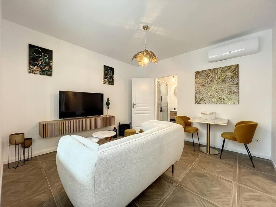 Loft Raffine Et Chic Au Calme Proche Du Centre De Beziers Et Des Plages Apartment Boujan-sur-Libron Екстериор снимка