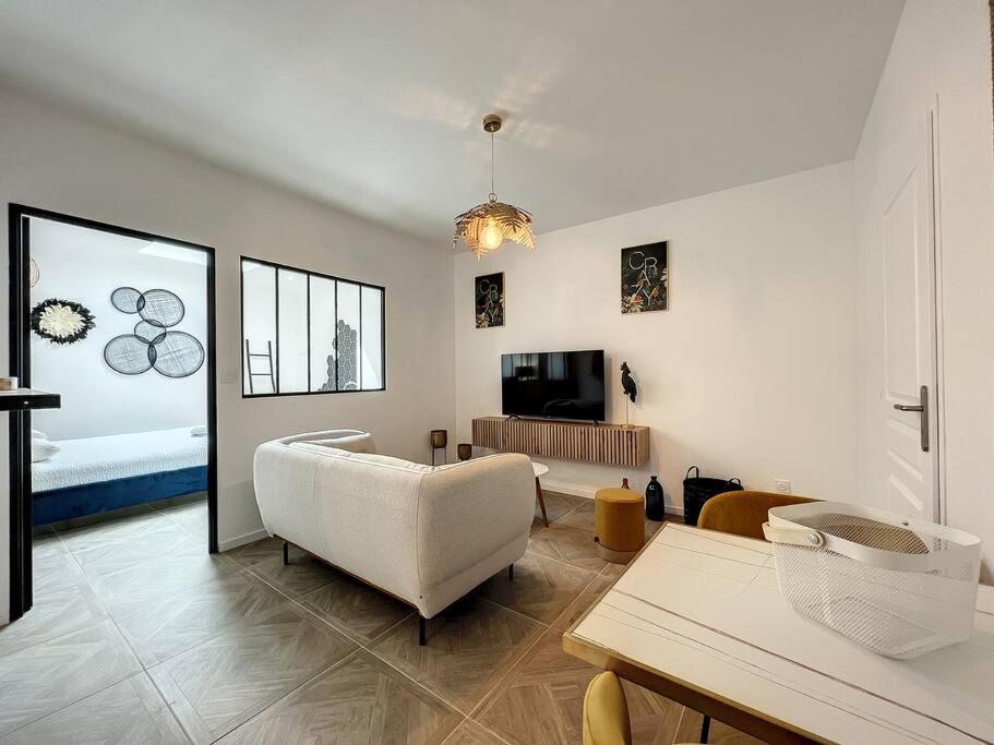 Loft Raffine Et Chic Au Calme Proche Du Centre De Beziers Et Des Plages Apartment Boujan-sur-Libron Екстериор снимка